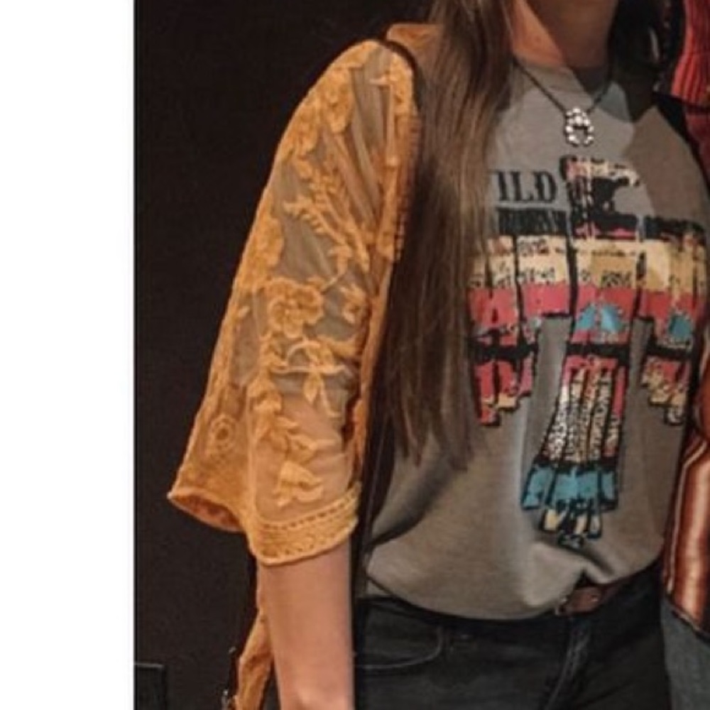 Wild Graphic tshirt